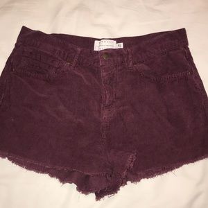 Kendall & Kylie Burgundy shorts